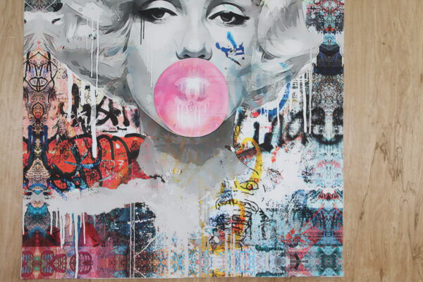 Marilyn Monroe With Bubble Gum A giant Pop Art Unstretched Painting, 44"x64" - Image 11