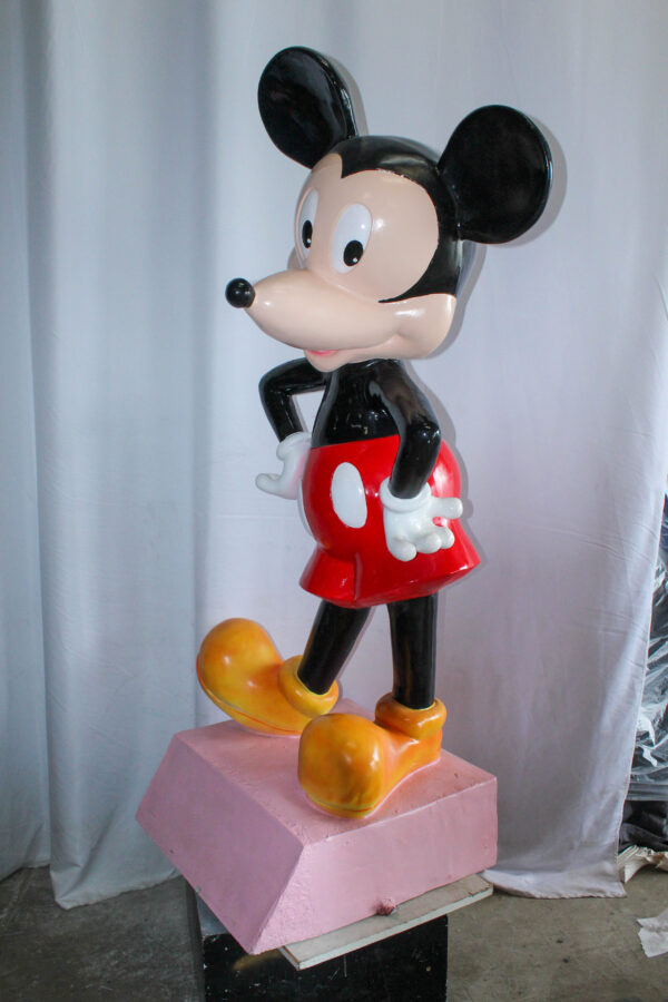 Large Cartoon Mouse Statue Holding Flower Bouquet 35" x 26" x 73"H - Image 10