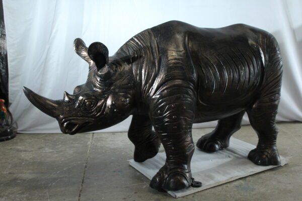 Giant Aluminum Rhinoceros Statue with Detailed Armor Texture 60" x 17" x 35"H - Image 4